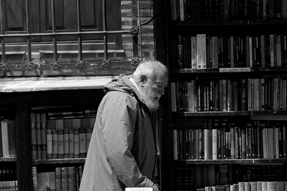 The Book Seller, Madrid