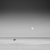 Moonrise, sailing home