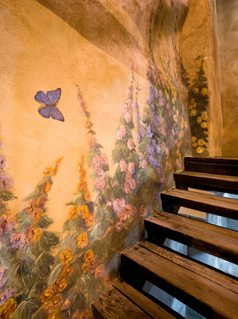 Butterfly staircase